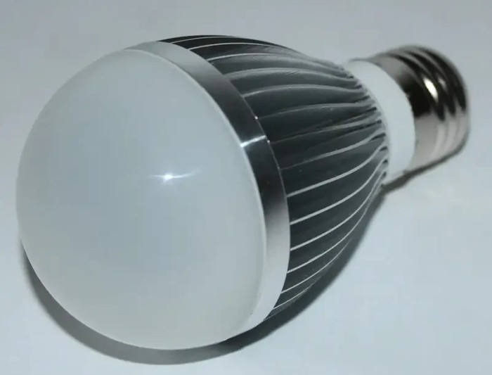 Светодиодная лампа LED 3 Вт/220 В Энергосберегающая лампочка | Led лампа E27