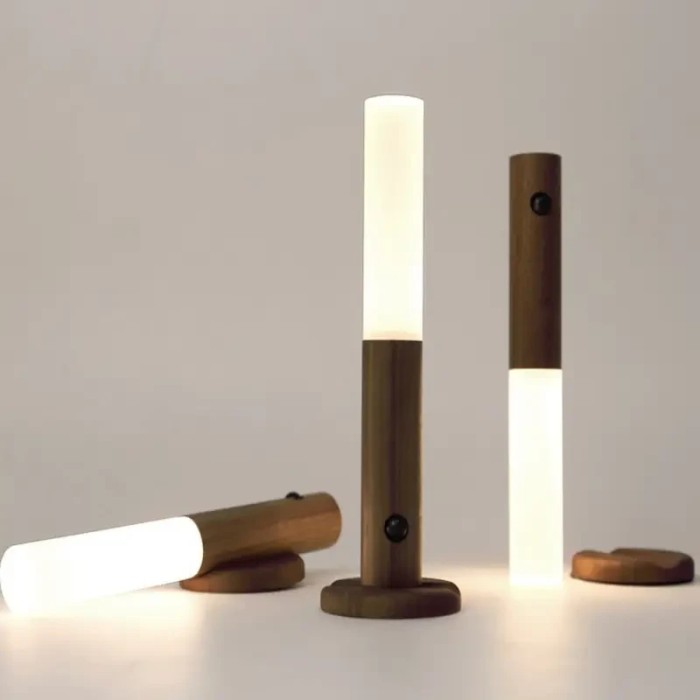 Лампа, светильник LED с датчиком движения и встроенным аккумулятором на 500Mah Induction lamp
