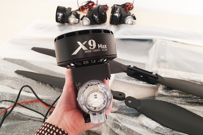 Комбо мотор Hobbywing Xrotor X9 MAX з регулятором та 41" пропелером (CCW)