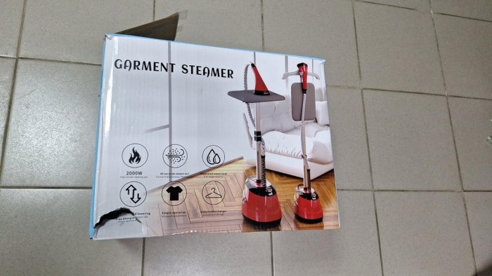 УЦЕНКА! Отпариватель для одежды Garment steamer 2000W (Плохая упаковка 2709)