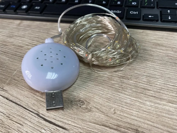 Гирлянда проволока музыкальная USB теплый белый 10м SF-3