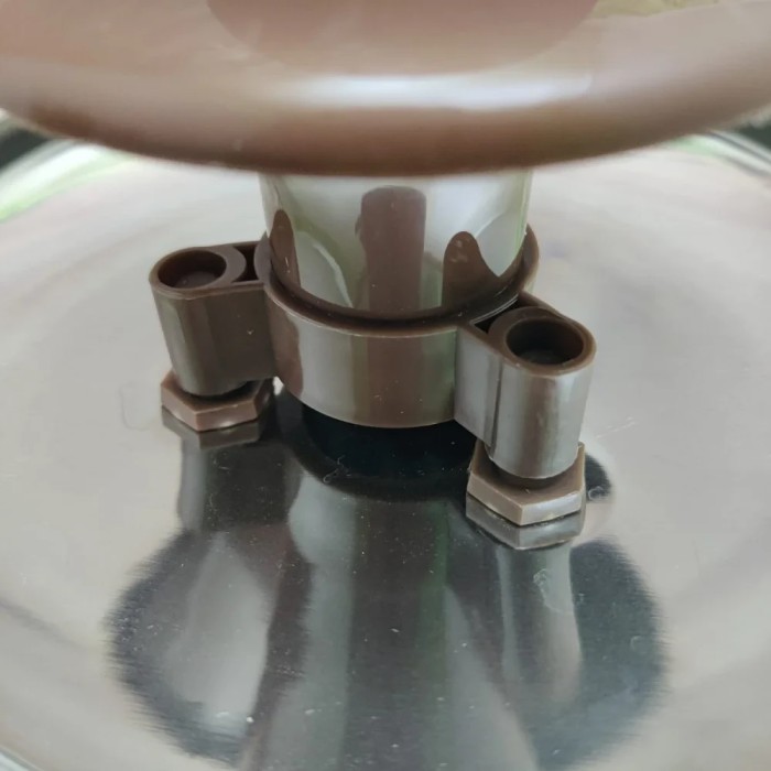 УЦЕНКА! Шоколадный фонтан мини Фондю Mini Chocolate Fondue Fountain (Надбито горлышко,нет упаковки 2071)