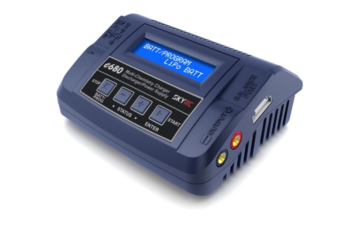 Зарядний пристрій SkyRC e680 8A/80W з/БЖ універсальний (SK-100149)