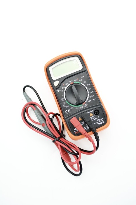 Цифровий мультиметр універсальний PeakMeter PM830