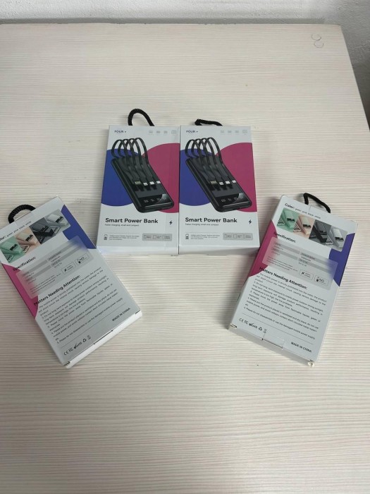 Повербанк с четким дисплеем и встроенными кабелям KT T51X 10000mAh Бирюзовый