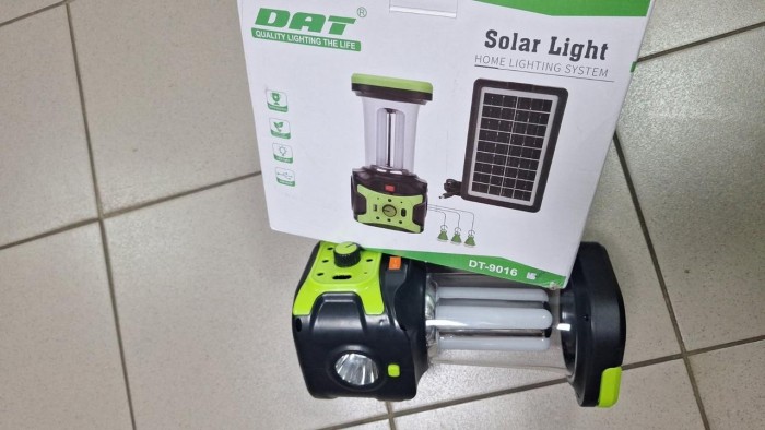 УЦЕНКА! Портативная автономная система с солнечной панелью Solar Light DT-9016 (Повреждение на корпусе 3048)