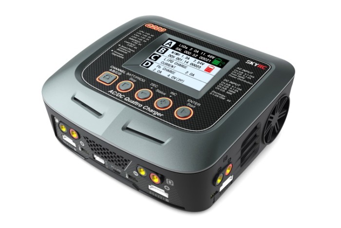 Зарядний пристрій кватро SkyRC Q200 10A 200W/300W з/БЖ універсальний (SK-100104)