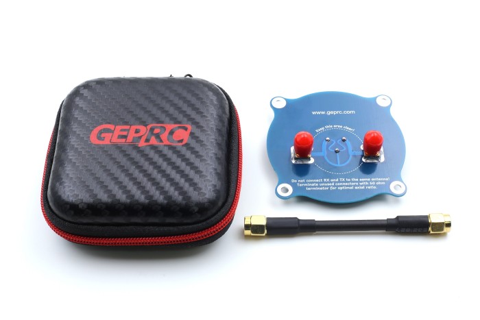 Антена 5.8GHz GEPRC Triple Feed Patch 9.4dBi (SMA)
