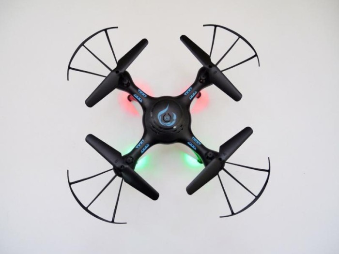 Квадрокоптер QY66-X05 c WiFi камерой ( Черный, Белый)