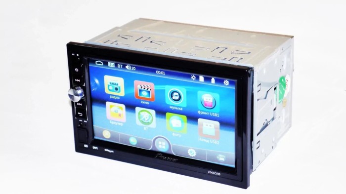 УЦЕНКА! Магнитола автомобильная Pioneer 7043UM Bluetooth (Нет пульта 3025)
