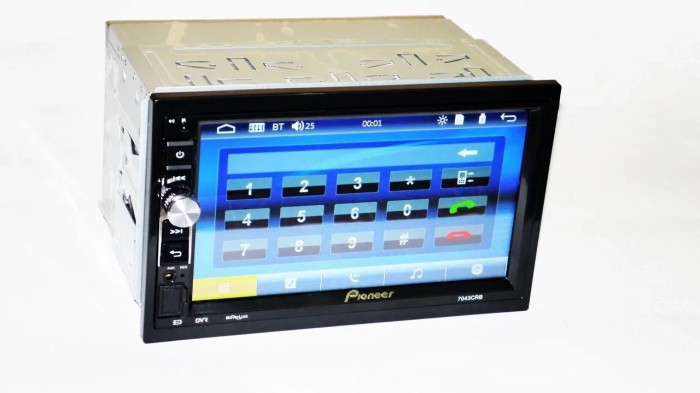 УЦЕНКА! Магнитола автомобильная Pioneer 7043UM Bluetooth (Нет пульта 3025)