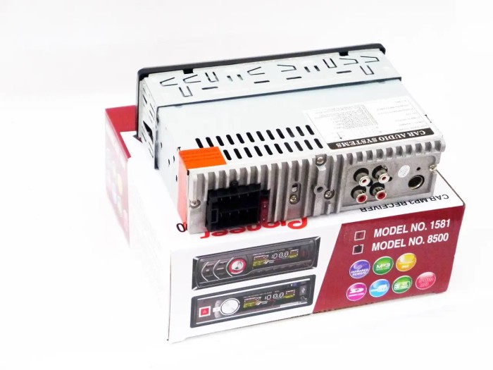 УЦЕНКА! Автомобильная магнитола DVR DVD-8500 1DIN Lid Чёрная (Плохая упаковка 3027)