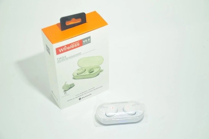 Беспроводные наушники TWS 4 White с насыщенным и мощным звучанием