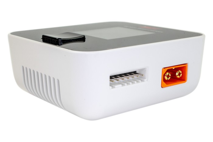 Зарядний пристрій ISDT Q6 NANO 8A 200W без/БП універсальний