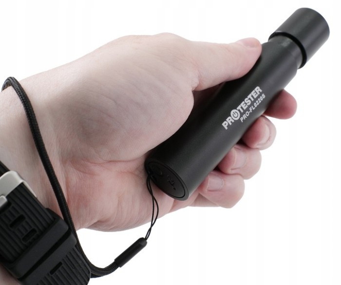 Ліхтарик світлодіодний (LED) ZOOM (+функція Powerbank) PROTESTER PRO-FL0220S