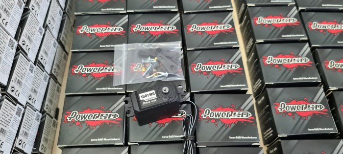 Сервопривод стандарт 63г Power HD 1501MG 15.5кг/0.16сек