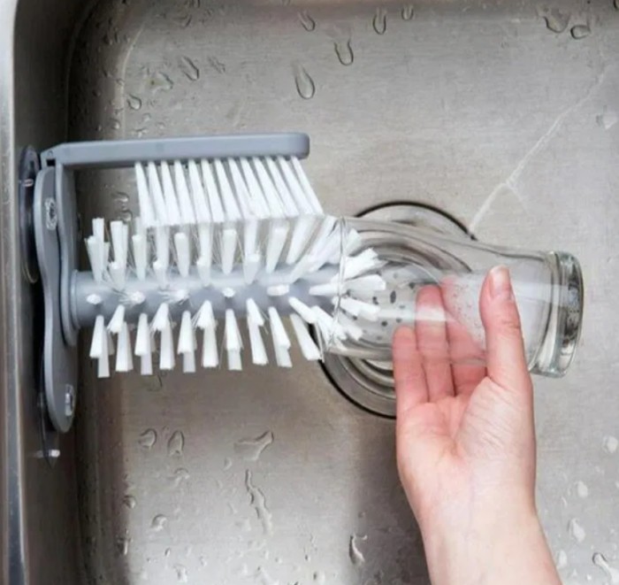 Щётка для мытья стаканов и бутылок Multi-Function Suction Cup Brush, стеклоотмыватель